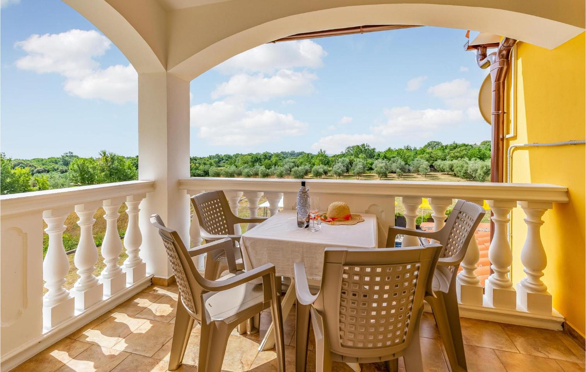 Holiday home Valtura Cr Exterior foto