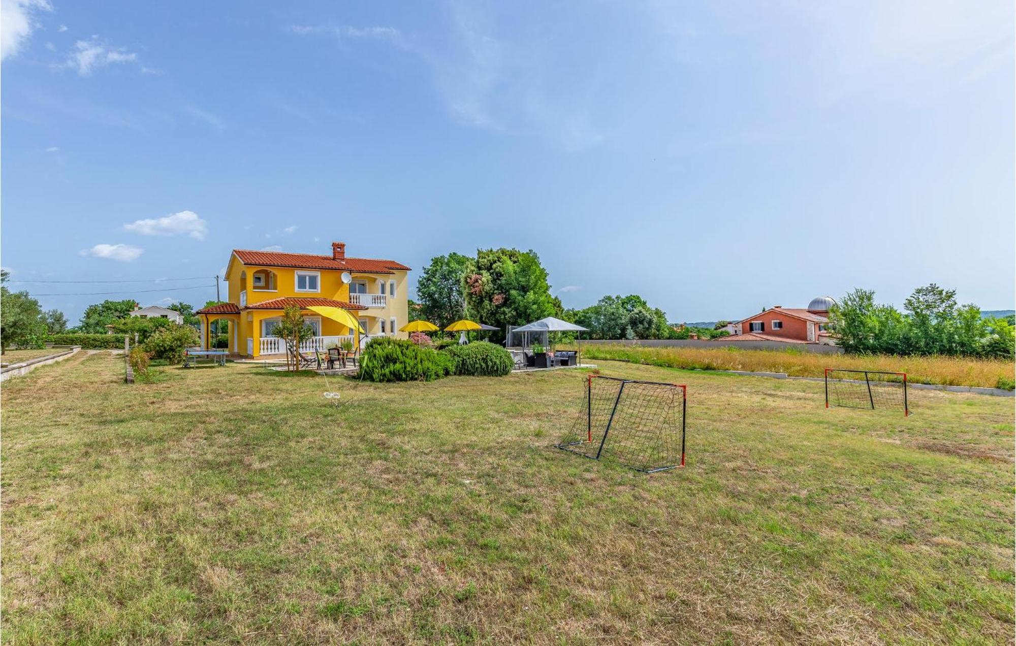 Holiday home Valtura Cr Exterior foto