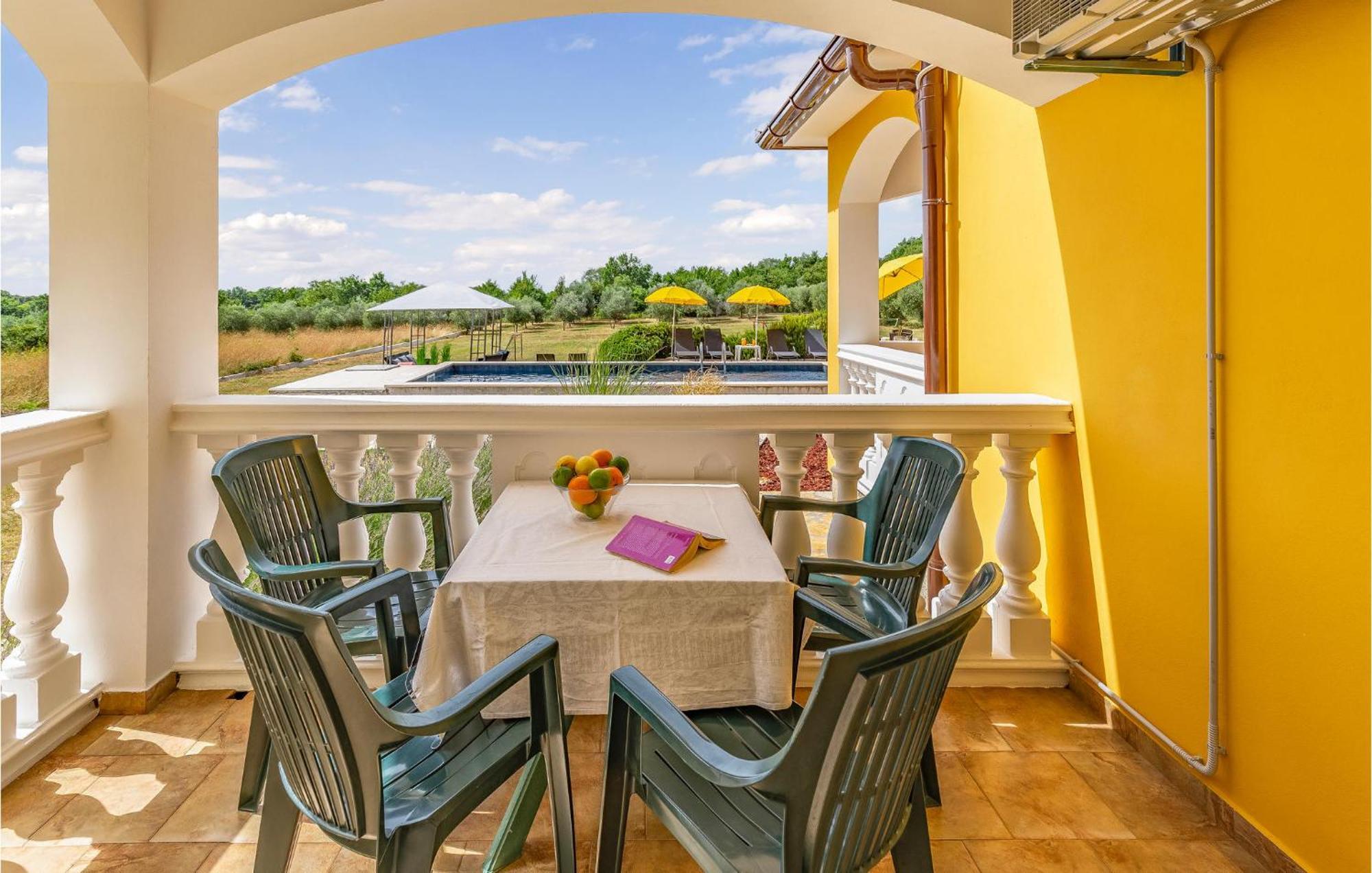 Holiday home Valtura Cr Exterior foto